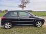 Peugeot 206 1.4 X-Design airco AUTOMAAT apk 03-27