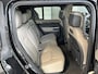 Land Rover Defender 110 P400e HSE | 6 Zits | Head Up | Stoelkoeling