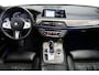 BMW 7-Serie 750i xDrive High Executive | NL-AUTO! | SOFTCLOSE | 4.4V8 | LUCHTVERING | CARPLAY | 20'LMV | KEYLESS |