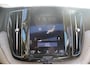 Volvo XC60 T8 390PK Twin Engine AWD Inscription | Adaptive Cruise & Pilot Assist | Panoramisch Schuif-/kanteldak | Stoel & Stuurverwarming | Achterbank verwarmd | Park Assist & Camera Achter | Trekhaak |