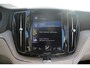 Volvo XC60 T8 390PK Twin Engine AWD Inscription | Adaptive Cruise & Pilot Assist | Panoramisch Schuif-/kanteldak | Stoel & Stuurverwarming | Achterbank verwarmd | Park Assist & Camera Achter | Trekhaak |