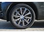 Volvo XC60 T8 390PK Twin Engine AWD Inscription | Adaptive Cruise & Pilot Assist | Panoramisch Schuif-/kanteldak | Stoel & Stuurverwarming | Achterbank verwarmd | Park Assist & Camera Achter | Trekhaak |