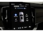 Volvo XC90 T8 Plug-in hybrid Ultra Bright | Bowers&Wilkins | Luchtvering | Massage | 22 Inch | Trekhaak | Head-Up