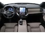 Volvo XC90 T8 Plug-in hybrid Ultra Bright | Bowers&Wilkins | Luchtvering | Massage | 22 Inch | Trekhaak | Head-Up