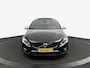 Volvo V60 2.0 T4 R-Design zwart