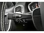 Volvo V60 2.0 T4 R-Design zwart