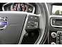 Volvo V60 2.0 T4 R-Design zwart
