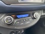 Toyota Yaris 1.5 Hybrid Bi-Tone Navi, Climate & Cruise control. Hoge instap zeer nette auto.