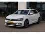 Volkswagen Polo 1.0 TSI Highline NL auto dealeronderhouden 1e eigenaar privacy glas parkeersensoren voor en achter executive navigatie 16" LMV