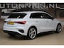 Audi A3 Sportback 40 TFSIe 204pk S Edition | ACC | Keyless | Elek. klep | Trekhaak | 100% (Dealer) onderhouden label