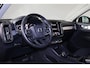 Volvo XC40 T5 Recharge R-Design - IntelliSafe Assist & Surround - Adaptieve LED koplampen - Parkeercamera achter - Verwarmde voorstoelen & stuur - Parkeersensoren voor & achter - Elektr. bedienb. voorstoelen met geheugen links - Draadloze tel. lader - Extra getint glas - Elektr. inklapbare trekhaak - 19' LMV
