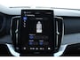 Volvo XC90 T8 Automaat Plug-in hybrid AWD Ultra Dark | Semi elektrische trekhaak | Panoramadak | Premium Audio by Bowers en Wilkins | Luchtvering | Vewarmbare voorstoelen met massagefunctie en ventilatie | Verwarmbare achterbank met geïntregeerde kinderzitjes | Gelaagde Zijruiten