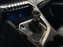 Peugeot 3008 1.2 PureTech Premium Sport (APPLE CARPLAY, BLACK PACK, GROOT NAVI, 360 CAMERA, LEDER, SPORTSTOELEN, KEYLESS, CRUISE, NIEUWE APK, NIEUWSTAAT)