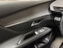 Peugeot 3008 1.2 PureTech Premium Sport (APPLE CARPLAY, BLACK PACK, GROOT NAVI, 360 CAMERA, LEDER, SPORTSTOELEN, KEYLESS, CRUISE, NIEUWE APK, NIEUWSTAAT)