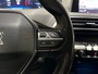 Peugeot 3008 1.2 PureTech Premium Sport (APPLE CARPLAY, BLACK PACK, GROOT NAVI, 360 CAMERA, LEDER, SPORTSTOELEN, KEYLESS, CRUISE, NIEUWE APK, NIEUWSTAAT)
