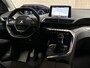 Peugeot 3008 1.2 PureTech Premium Sport (APPLE CARPLAY, BLACK PACK, GROOT NAVI, 360 CAMERA, LEDER, SPORTSTOELEN, KEYLESS, CRUISE, NIEUWE APK, NIEUWSTAAT)