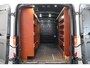 Ford Transit 350 2.2 TDCI L2H2 Ambiente 3-zits, Airco, Verwarmde Voorruit, Navigatie, Bluetooth, Cruise, Trekhaak