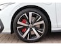 Volkswagen Golf GTE 1.5 eHybrid 272pk | SoH 97% | Panoramadak | Camera | Keyless | Adaptive Cruise | PDC