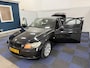 BMW 3-Serie 320i Dynamic Executive / NETTE AUTO / RIJDT SCHAKELT GOED / DEALER ONDERHOUDEN