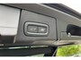 Volvo XC60 T6 Plug-in hybrid AWD Ultra Bright | Actieve Luchtvering | Bowers&Wilkins Geluidsinstallatie | Massage Functie in de voorstoelen | Stuurwiel/stoelen voor verwarmbaar | Geventileerde stoelen voor | Panoramisch dak met schuif-/kantel functie | 21'' Lichtmetalen velgen | 360 graden camera | Head-Up display | Adaptieve cruise control |