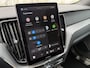 Volvo XC60 2.0 T6 Plug-in hybrid AWD Ultra Black Edition | Harman Kardon Audio | Head-up Display | 360 Graden Camera | Panoramadak | Lichtmetalen Velgen 21 inch | Elektrisch Verstelbare Voorstoelen | Keyless Entry | BLIS