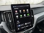 Volvo XC60 2.0 T6 Plug-in hybrid AWD Ultra Black Edition | Harman Kardon Audio | Head-up Display | 360 Graden Camera | Panoramadak | Lichtmetalen Velgen 21 inch | Elektrisch Verstelbare Voorstoelen | Keyless Entry | BLIS