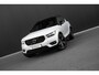Volvo XC40 1.5 T5 Recharge 263pk R-Design | Trekhaak | Panoramadak | Camera | Bestuurdersstoel Elektrisch