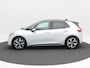 Volkswagen ID.3 Pro 58 kWh | Adaptive Cruise | Camera | Carplay | Stoel Verwarming | Parkeersensoren | Privacy Glass | Climate Control | Navigatiesysteem | 19 Inch | 71.118 Km