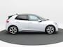 Volkswagen ID.3 Pro 58 kWh | Adaptive Cruise | Camera | Carplay | Stoel Verwarming | Parkeersensoren | Privacy Glass | Climate Control | Navigatiesysteem | 19 Inch | 71.118 Km