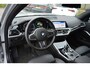 BMW 3-Serie Touring 320i Executive Edition - ACC|Dealer ond.|E-Trekhaak|M-stuur|Stuurverwarming|Hi-Fi