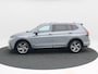 Volkswagen Tiguan Allspace 1.5 TSi 150 Pk Automaat R-Line Business+ 7 Pers | Panorama Dak | Stoel/Stuur Verwarming | Camera | Adaptive Cruise | Full LED | 19 Inch 84.135 Km !!