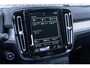 Volvo XC40 1.5 T4 Recharge R-Design Expression | Plug-in Hybrid (PHEV) | Achteruitrijcamera | Stoelverwarming | BLIS | Cruise Control Adaptief | Elektrische Achterklep | Keyless Entry | Trekhaak | Navigatie | Apple Carplay | Android Auto