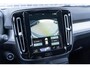 Volvo XC40 1.5 T4 Recharge R-Design Expression | Plug-in Hybrid (PHEV) | Achteruitrijcamera | Stoelverwarming | BLIS | Cruise Control Adaptief | Elektrische Achterklep | Keyless Entry | Trekhaak | Navigatie | Apple Carplay | Android Auto