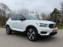 Volvo XC40 1.5 T4 Recharge R-Design Automaat / Panoramadak / Leder-Alcantara / Camera / Navi / 19" Velgen / Clima / PDC / Cruise /