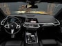 BMW X5 xDrive40d M PACK PANO KUIPSTOELEN LEDER LED NAVI CAMERA