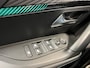 Peugeot 2008 1.2 PureTech Blue Lease Allure | Navigatie/Android/Apple Carplay | LM Velgen 17" | Cruise Control | LED Koplampen | Airco Automatisch |