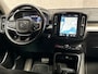 Volvo XC40 1.5 T2 Sport Automaat (APPLE CARPLAY, GROOT NAVI, CAMERA, STUUR/STOELVERWARMING, GETINT GLAS, SPORTSTOELEN, KEYLESS, NIEUWE APK, NIEUWSTAAT)