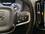Volvo XC40 1.5 T2 Sport Automaat (APPLE CARPLAY, GROOT NAVI, CAMERA, STUUR/STOELVERWARMING, GETINT GLAS, SPORTSTOELEN, KEYLESS, NIEUWE APK, NIEUWSTAAT)