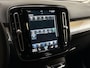 Volvo XC40 1.5 T2 Sport Automaat (APPLE CARPLAY, GROOT NAVI, CAMERA, STUUR/STOELVERWARMING, GETINT GLAS, SPORTSTOELEN, KEYLESS, NIEUWE APK, NIEUWSTAAT)