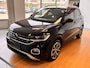Volkswagen T-Cross 1.0 TSI Style * Dodehoek * Keyless * Virtual Dash * ZEER COMPLEET * Dealer Onderhouden *