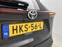 Toyota Yaris Cross 1.5 Hybrid 115 First Edition Comfort Pack | BTW voertuig | Dealer onderhouden | Dodehoek detectie | Stoel+stuurwielverwarming | Parkeersensoren voor+achter | Cruise control Adaptive | Apple CarPlay/Android Auto | Achteruitrijcamera |