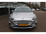 Ford Focus Wagon 1.0-125pk EcoBoost Mild-hybrid Titanium. Mooie, ruime, luxe en comfortabele Ford Focus wagon. Volautm. airco dual, camera, easy entry/easy go, stoel-, stuur- en voorraamverw., cruise control, Isofix, side- en lane assist, parkeersensoren v+a, LM wielen etc.