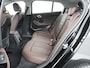 BMW 1-Serie 120i Business Edition Plus | Leder | Sportstoelen | Carplay | Stoelverwarming | Live Cockpit | Parkeerhulp | Climate control