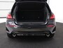 BMW 1-Serie 120i Business Edition Plus | Leder | Sportstoelen | Carplay | Stoelverwarming | Live Cockpit | Parkeerhulp | Climate control