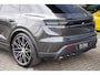 Porsche Macan 4 100 kWh Panoramadak / Passenger Display / RS Spyder Velgen