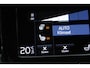 Volvo V60 B3 Automaat R-Design | Sportstoelen | Harman Kardon | Adaptieve Bochtverlichting | 19'' Lichtmetalen Velgen | Adaptieve Cruise Control | BLIS Dodehoekdetectie | 360 Graden Camera | Verwarmbare Voorstoelen