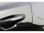 Volvo V60 B3 Automaat R-Design | Sportstoelen | Harman Kardon | Adaptieve Bochtverlichting | 19'' Lichtmetalen Velgen | Adaptieve Cruise Control | BLIS Dodehoekdetectie | 360 Graden Camera | Verwarmbare Voorstoelen