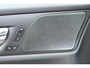 Volvo V60 B3 Automaat R-Design | Sportstoelen | Harman Kardon | Adaptieve Bochtverlichting | 19'' Lichtmetalen Velgen | Adaptieve Cruise Control | BLIS Dodehoekdetectie | 360 Graden Camera | Verwarmbare Voorstoelen