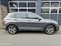 Volkswagen Tiguan 2.0 TSI 4Motion Highline R-Line | ABT 290PK | LED | CAMERA | CARPLAY |