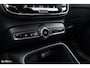 Volvo XC40 Recharge Ultimate 70 kWh | Panorama dak | Adaptieve cruise | 360 Camera | Harman Kardon | Blis |